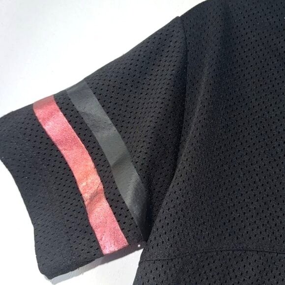 Harley Quinn Batman Mesh Jersey T-Shirt V-Neck Size S Black & Pink - Picture 4 of 7